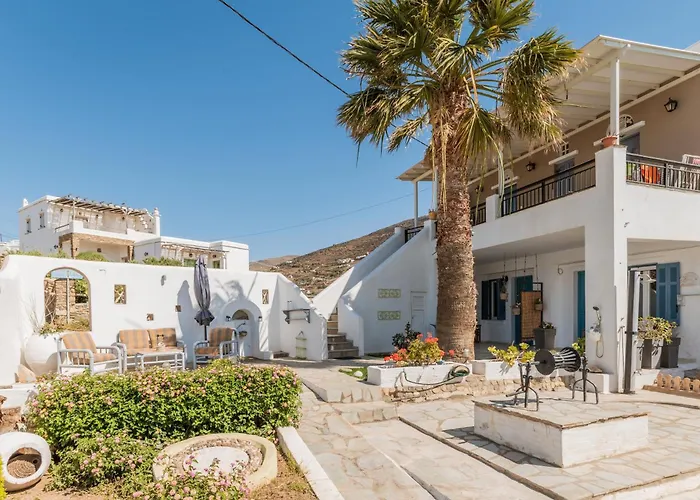 Porto Galini Tinos Karya 102